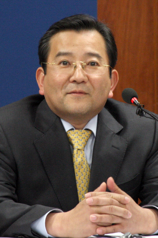 대검찰청 진상조사단은 지난해 4월 검찰과거사위원회의 권고에 따라 '김학의 전 법무부 차관 성접대 의혹' 사건을 재수사하고 있다.연합뉴스